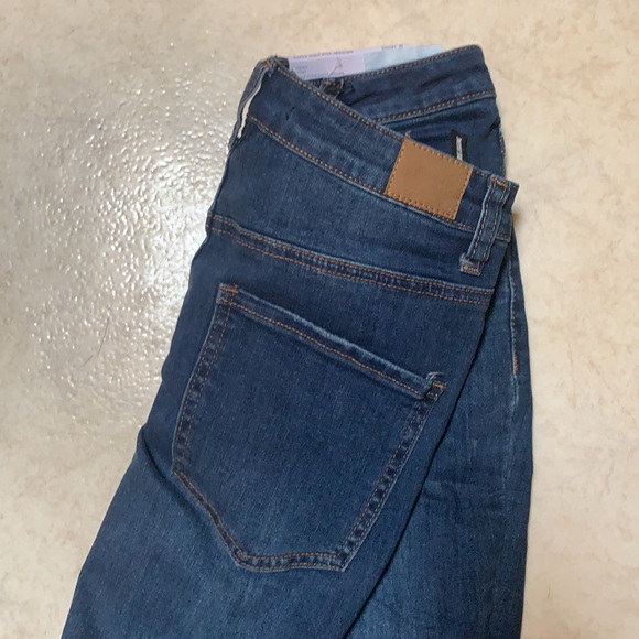 BLNTS SUPER HIGH RISE JEGGING - size 30 - Picture 5 of 5